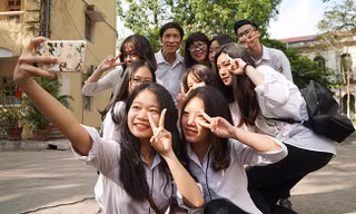 Teen TP.HCM dự bế giảng trực tiếp và online, trường không tổ chức họp phụ huynh tập trung