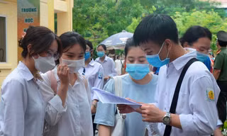 Số lượng thí sinh điều chỉnh nguyện vọng tăng vọt: Dự báo điểm chuẩn ĐH biến động thế nào?