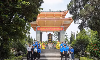 Hoạt động ý nghĩa của tuổi trẻ ĐH Quốc gia Hà Nội kỷ niệm ngày Thương binh Liệt sĩ