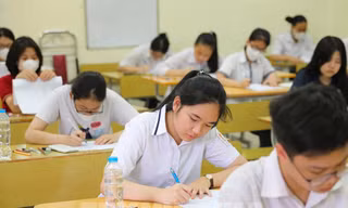 Bộ GD&ĐT chính thức chốt thời gian thi tốt nghiệp THPT 2025, có đẩy sớm không?