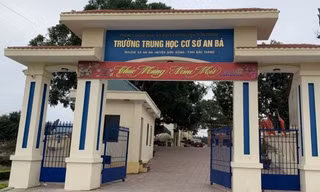 Nữ sinh lớp 7 ở Bắc Giang tự sinh con trong nhà tắm có quan hệ tình cảm với nam sinh 2K6