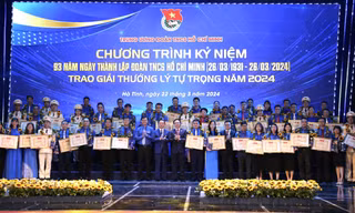 100 cá nhân nhận giải thưởng Lý Tự Trọng tại Lễ kỷ niệm 93 năm ngày thành lập Đoàn