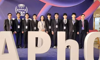 8/8 học sinh Việt Nam đạt giải Kỳ thi Olympic Vật lý châu Á (APhO) năm 2025