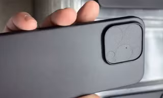 Ốp lưng iPhone 15 Pro Max dần lộ diện, hé lộ cụm camera chiếm gần 1/4 mặt sau