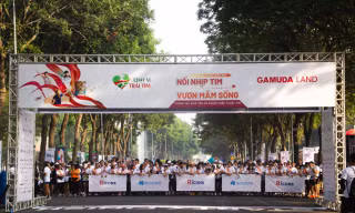 Chiến dịch 'chạy bộ' gây quỹ vì trái tim trẻ thơ thu hút hàng chục nghìn người tham gia 