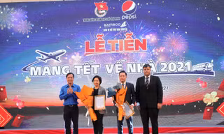 Ban tổ chức tri ân các đơn vị tài trợ, đồng hành với chương trình “Mang Tết về nhà” 2021