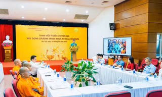 Kỹ thuật 'Đọc nhanh nhớ lâu' bản quyền Hoa Kỳ được đưa vào khóa tu mùa hè chùa Ba Vàng 2025