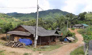 Phê bình 34 đơn vị ở Nghệ An chậm 'tiêu tiền'