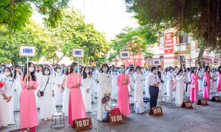 Lễ khai giảng được truyền hình trực tiếp của học sinh Hà Nội