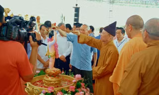 Lễ Phật đản trang trọng tại Ngọa Vân Yên Tử