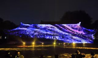 Công nghệ 3D Mapping kể chuyện đạo học ở Văn Miếu. 