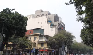 Ngân hàng 'đại hạ giá' nhà phố cổ