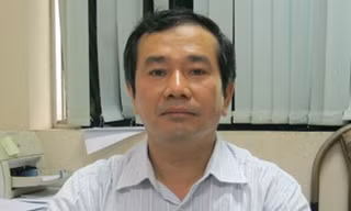 Người lớn phải ngoan