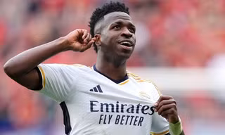 Vinicius được đề nghị mức lương cao kỷ lục để rời Real Madrid