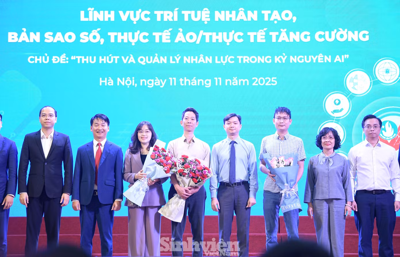 sv-sinh-vien-aidsc-8080.jpg