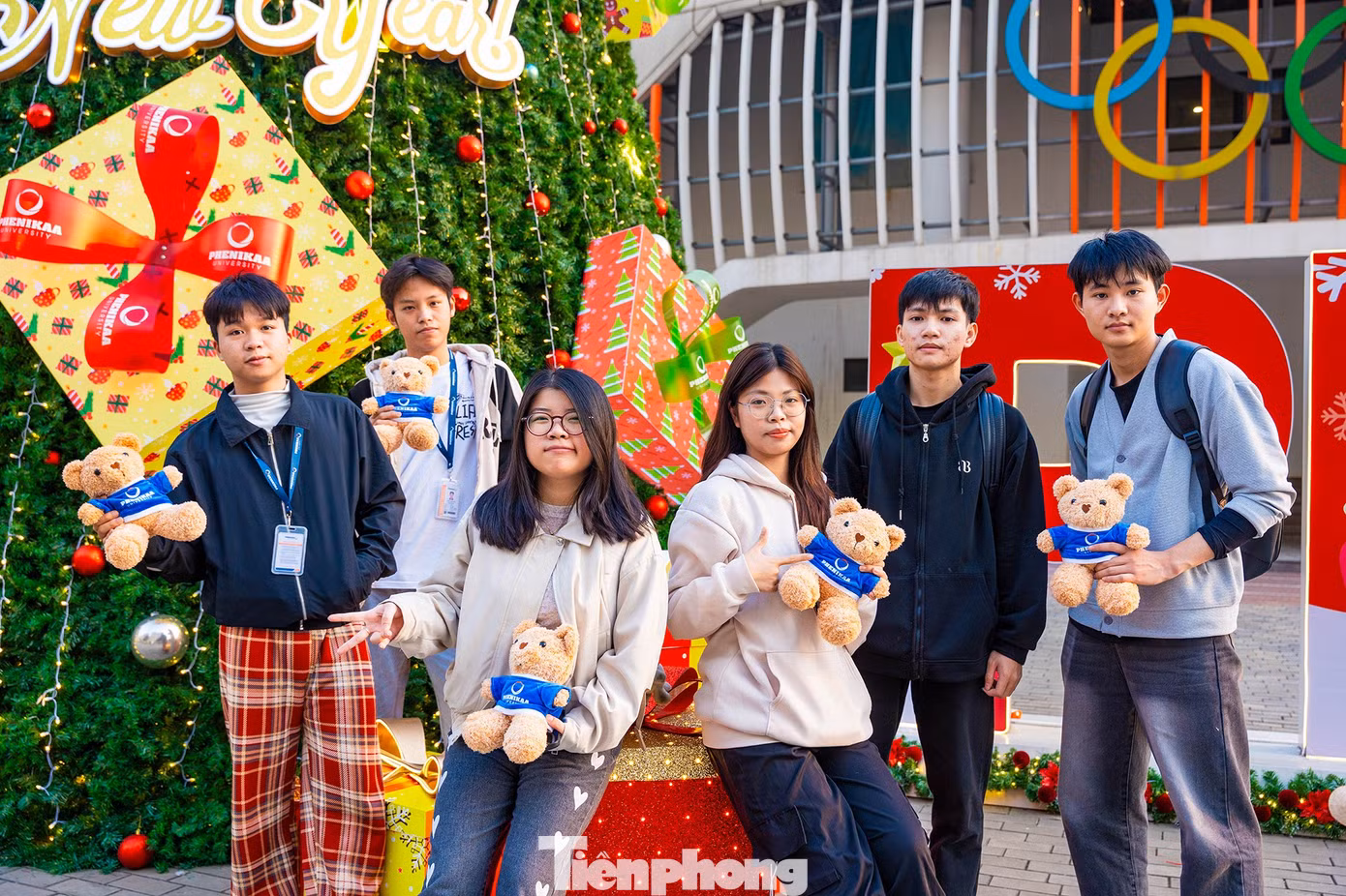 tp-cay-thong-noelpka04453.jpg