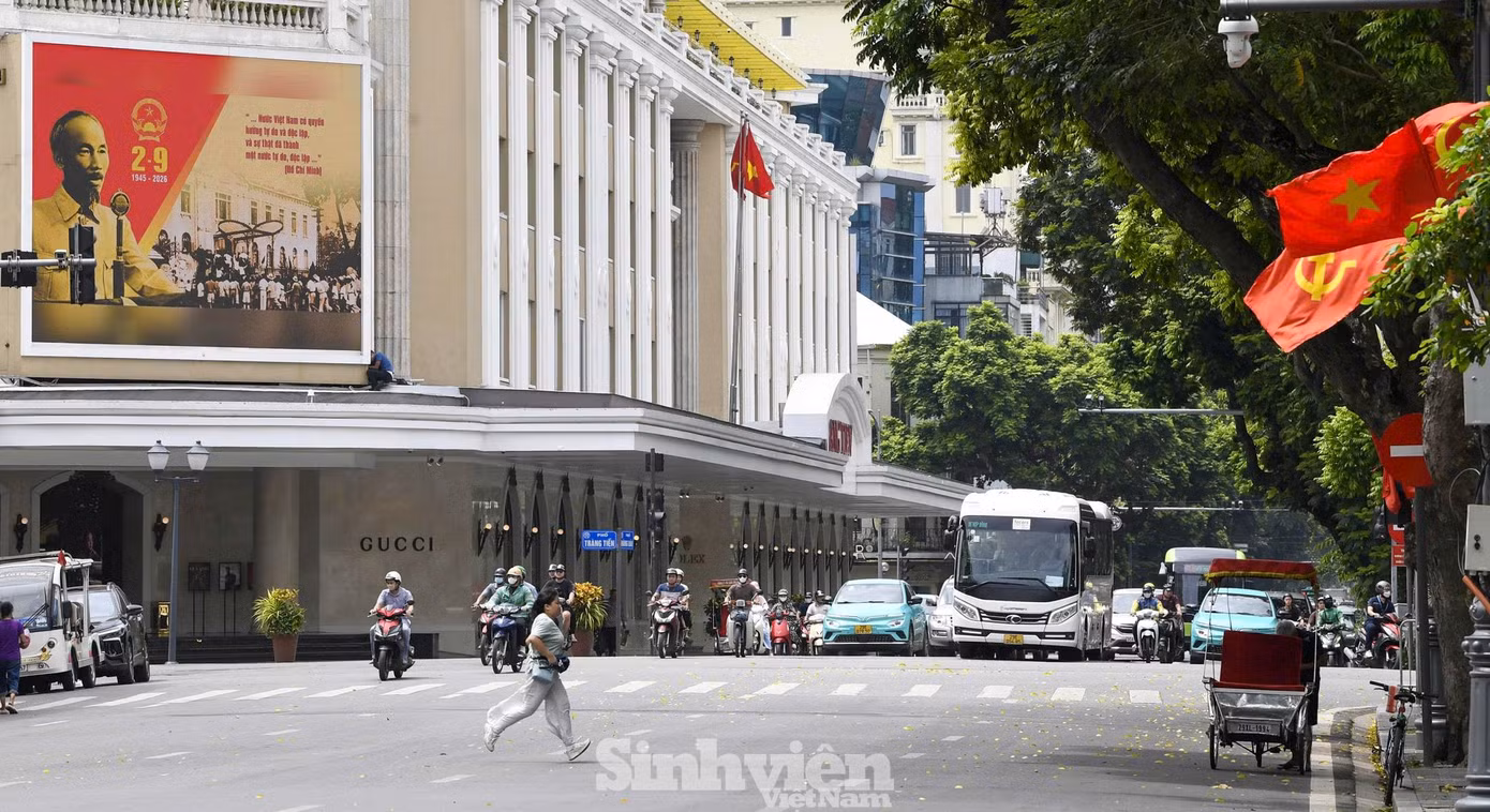 sv-quoc-khanh7.jpg