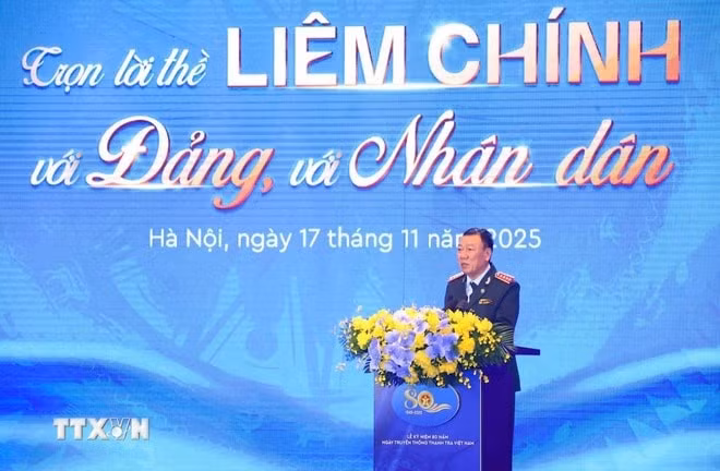 d09862420af502b1966acafce0813f605a12911c98-ttxvn-tong-bi-thu-du-le-ky-niem-80-nam-ngay-truyen-thong-thanh-tra-viet-nam-17-1.jpg
