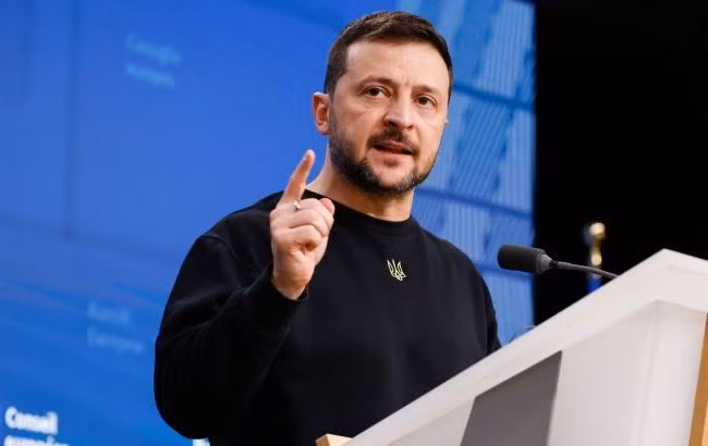 zelenskiy-gettyimages-2178138302-2f5f54af40eb59b02723319c3fa85d9e-1300x820-7455d3b4f7b8d0290b25c3125632ca18-650x410.jpg