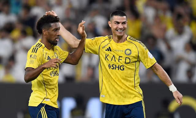 Ronaldo và Coman.