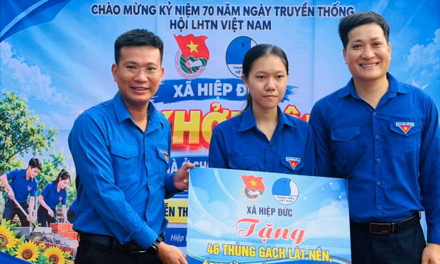 Chung tay xây mái ấm tiếp sức ước mơ đại học cho nữ sinh khó khăn ở Đà Nẵng