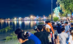 Phát hiện thi thể cô gái trên sông Sài Gòn