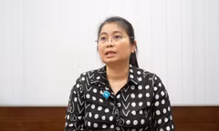 Hiệu trưởng Trường THPT Mạc Đĩnh Chi, Hà Nội. 