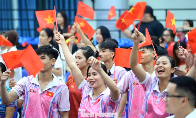 Tuyển thủ Việt Nam hòa nhịp nghệ thuật, sẵn sàng vươn tầm châu lục