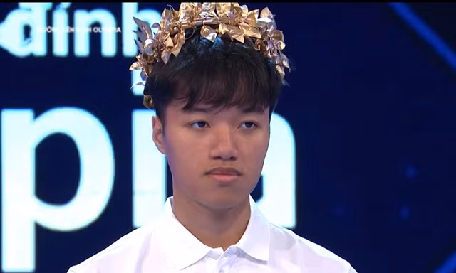 Nam sinh Nghệ An lật ngược tình thế, giành vòng nguyệt quế Olympia