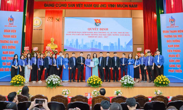 Hội nghị đại biểu Đoàn TNCS Hồ Chí Minh Trường Đại học Điều Dưỡng Nam Định
