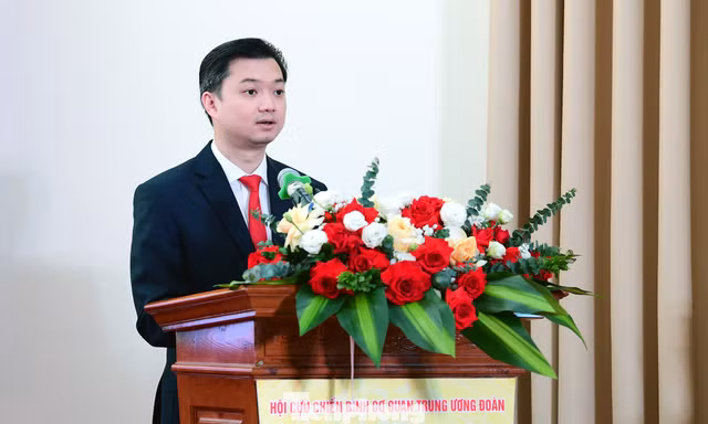 Bí thư thường trực T.Ư Đoàn: Nâng cao chất lượng giáo dục truyền thống, nêu gương Bộ đội Cụ Hồ