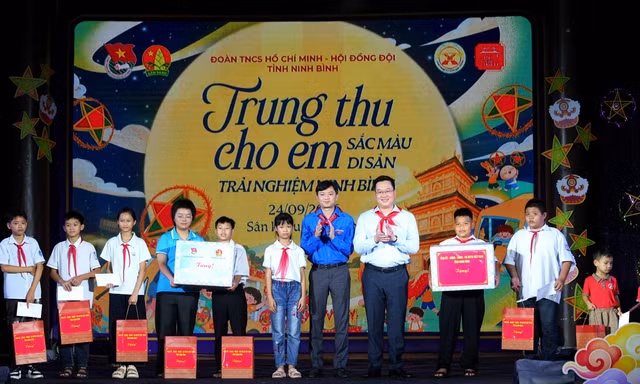 Rộn ràng 'Trung thu cho em – Sắc màu di sản – Trải nghiệm Ninh Bình'
