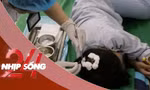 NHỊP SỐNG 24: Vụ bé gái lớp 5 bị cha dượng bạo hành - dấu hiệu của tội giết người 