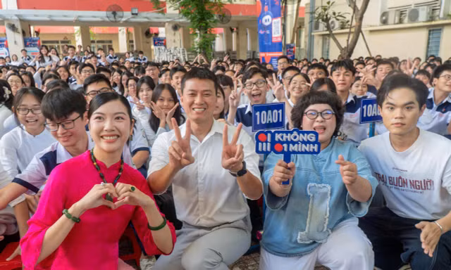 “Kết nối không tổn thương” để người trẻ không một mình trên không gian mạng