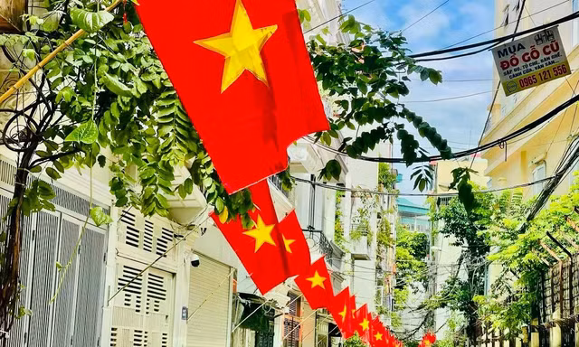 Người lao động có thể nghỉ 9 ngày dịp Giỗ Tổ và 30/4 - 1/5 trong trường hợp nào?