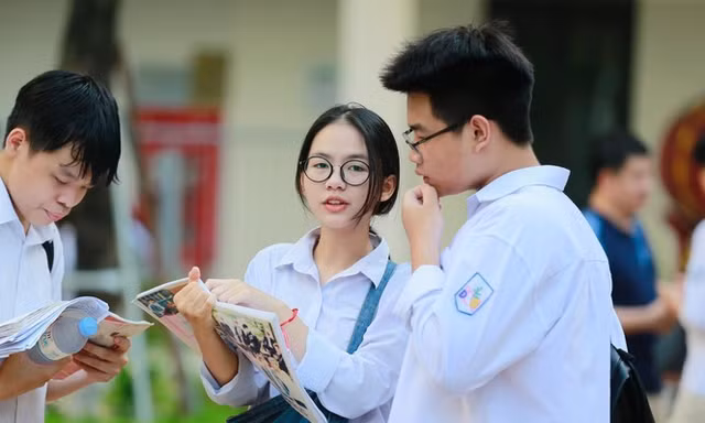 Lý do Sở GD&ĐT Hà Nội đến giờ vẫn chưa công bố môn thi thứ 3 vào lớp 10 năm 2026