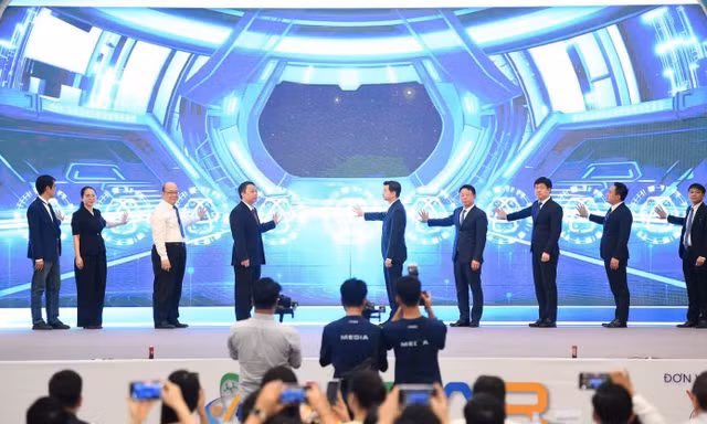 Khai mạc Chung kết Quốc gia STEM, AI và Robotics 2026: Năng lượng cho tương lai