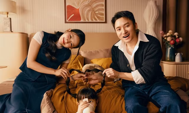 Phan Mạnh Quỳnh hát về tổ ấm nhỏ, bà xã Khánh Vy hóa thân mẹ bầu trong MV