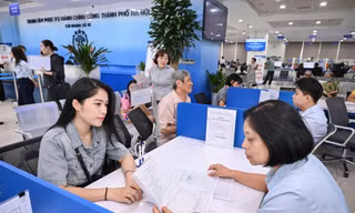 'Dịch vụ công nay không chỉ ở trụ sở mà đã đi vào tận phòng khách của người dân'