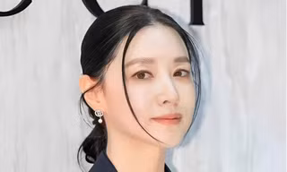 Không sánh được Lee Young Ae ở tuổi 55
