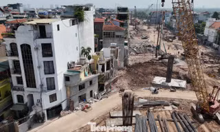 Siết quản lý nhà 'siêu mỏng, siêu méo' sau GPMB cầu Trần Hưng Đạo, cầu Tứ Liên