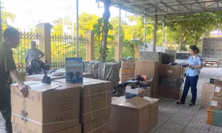 Phạt 25 triệu đồng, buộc tiêu hủy 1.832 sản phẩm đồ điện nhập lậu 