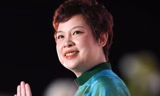 Hoa hậu Mai Phương gây chú ý trên thảm đỏ Chung khảo Hoa hậu Việt Nam