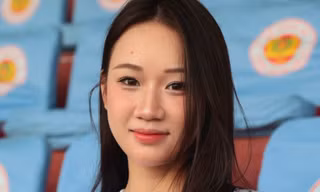 Nhan sắc bạn gái hơn 3,6 triệu người theo dõi của cầu thủ Minh Phúc
