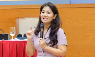 Tổ chức đấu giá, quyên góp cho người dân vùng lũ