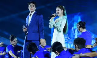 Hòa Minzy, Lâm Phúc làm bùng nổ concert Thanh xuân