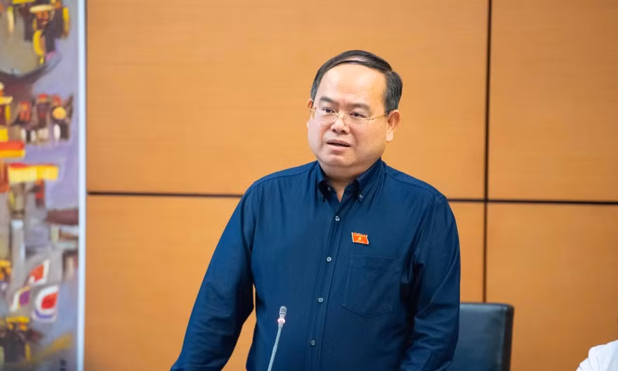 Bí thư Quảng Ninh: 'Tăng trưởng dưới 10% thì cách chức cả bí thư, chủ tịch'