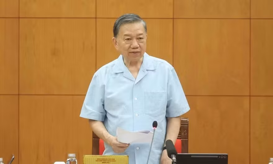 Hiệu quả phát triển và niềm tin của nhân dân là thước đo quan trọng nhất