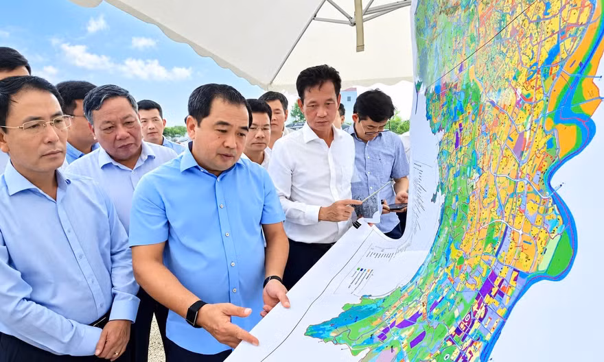 Hà Nội: Bí thư, chủ tịch xã phải kiểm điểm công việc để biết ưu tiên việc gì trước, việc gì sau