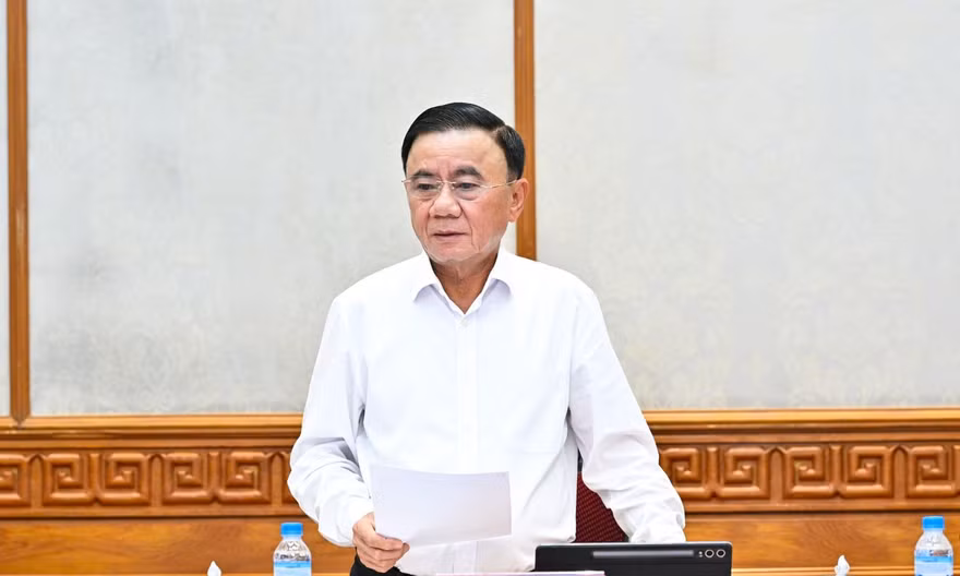 Tập trung giám sát việc tổ chức và vận hành chính quyền địa phương 2 cấp